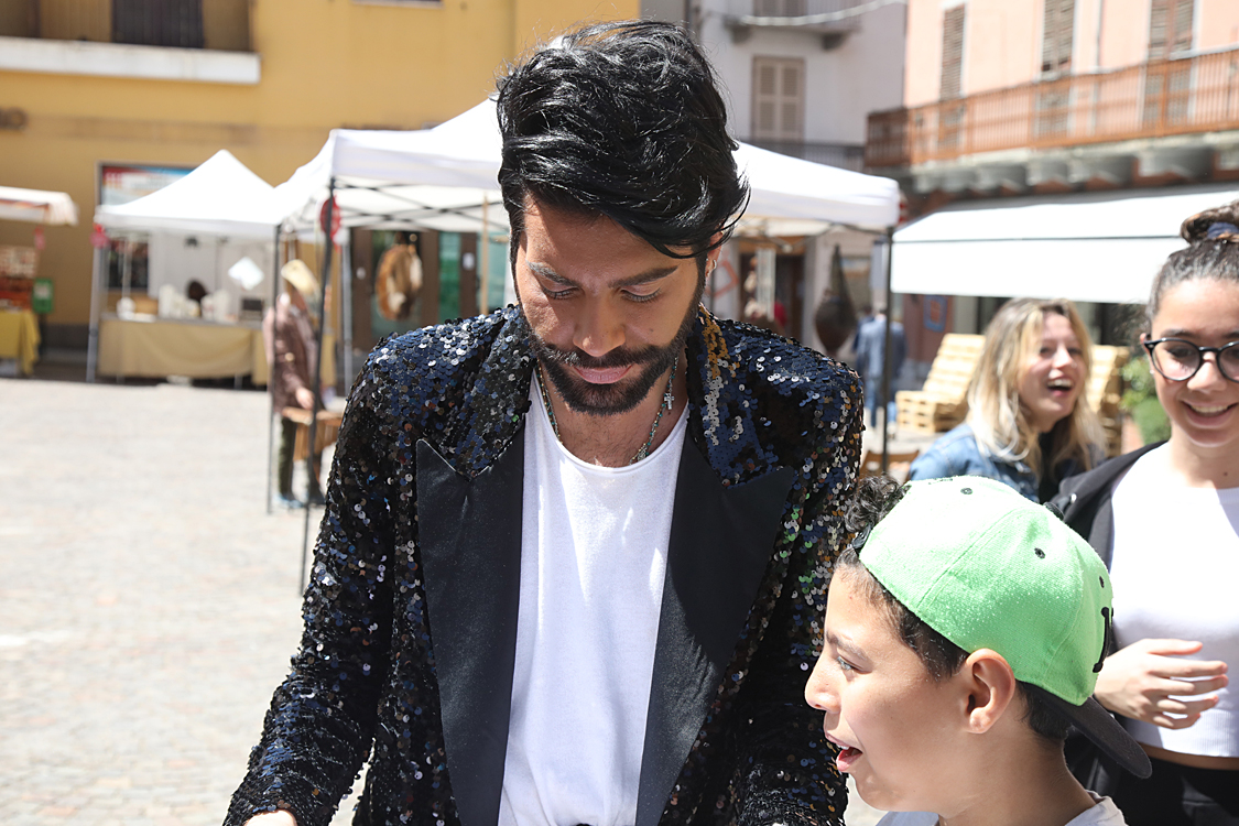 Festival della TV e dei Nuovi Media 2019_214.jpg - Real Time, la Tv delle meraviglie Un  racconto di storie e persone reali con contenuti attuali e uno stile innovativo in costante evoluzione,  ci porta con i suoi protagonisti nel mondo meraviglioso di due programmi divenuti ormai cult:  “Il Castello delle cerimonie” e “Il Salone delle Meraviglie”.Federico Lauri, Imma Polese, Gesualdo Vercio con Alessandra Comazzi.